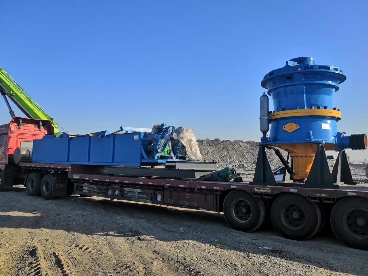 Kinglink New Cone Crusher KCS440 - Thërrmues koni: foto 4 Kinglink New Cone Crusher KCS440 - Thërrmues koni: foto 4