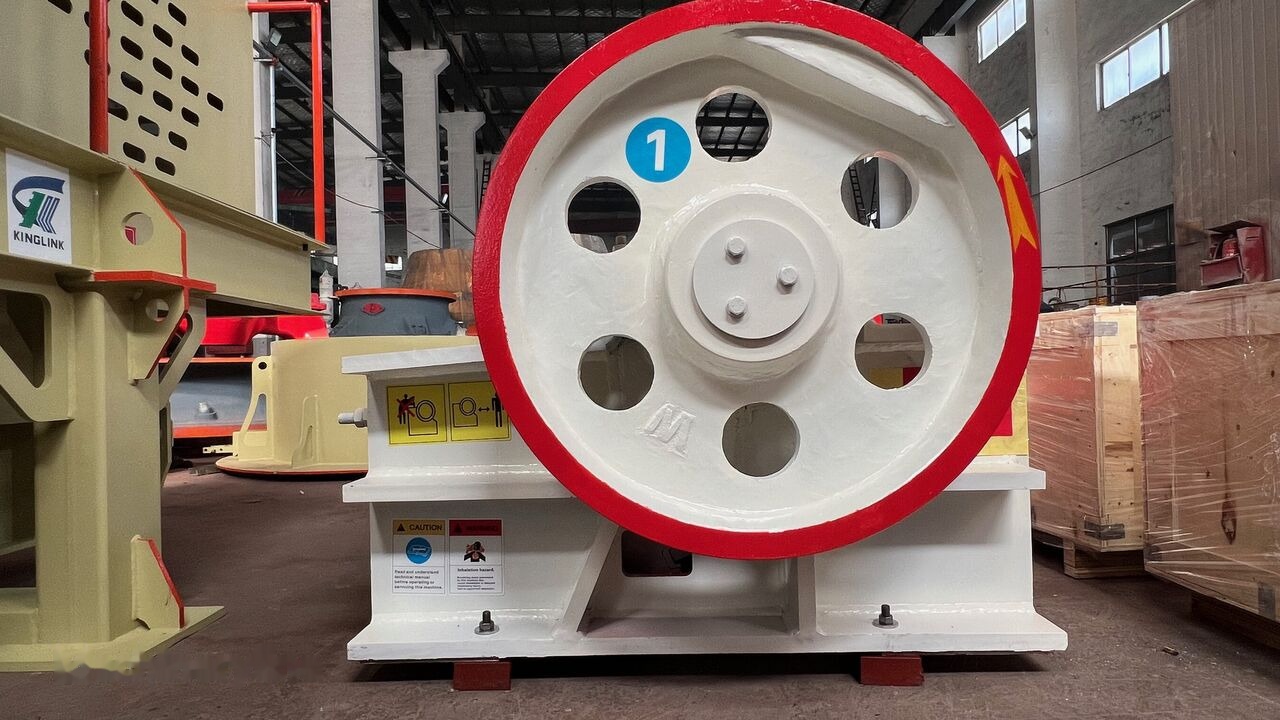 Kinglink PEX150X1000 Jaw Crusher | Oil Sands - Thërrmues e nofullës: foto 1 Kinglink PEX150X1000 Jaw Crusher | Oil Sands - Thërrmues e nofullës: foto 1
