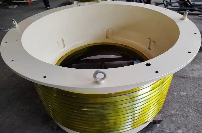 Metso HP300 Head Assembly - Thërrmues koni: foto 2 Metso HP300 Head Assembly - Thërrmues koni: foto 2