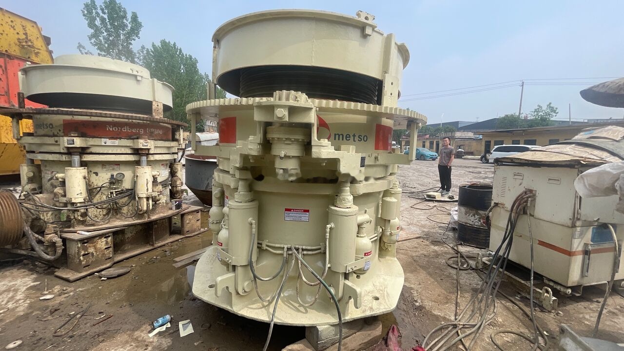Metso HP300 - Thërrmues koni: foto 4 Metso HP300 - Thërrmues koni: foto 4