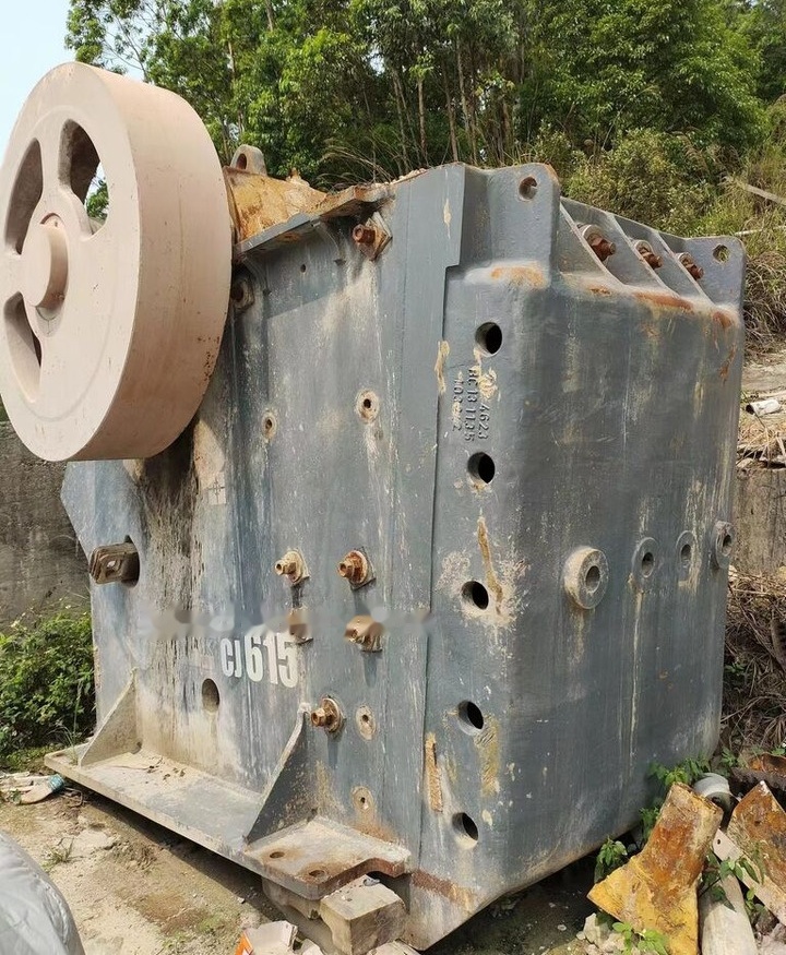 Sandvik CJ615 Jaw Crusher - Thërrmues e nofullës: foto 2 Sandvik CJ615 Jaw Crusher - Thërrmues e nofullës: foto 2