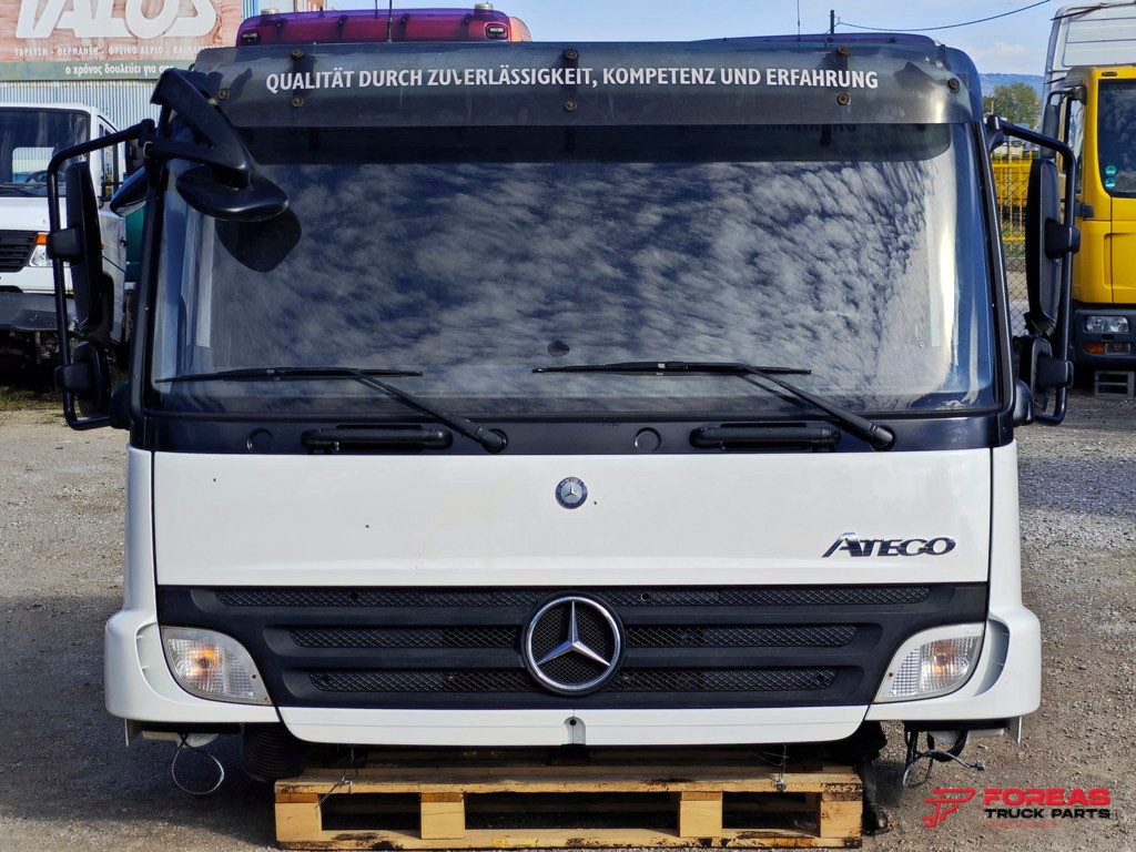 MERCEDES-BENZ ATEGO 2 818 - Kabinë për Kamioni: foto 2 MERCEDES-BENZ ATEGO 2 818 - Kabinë për Kamioni: foto 2