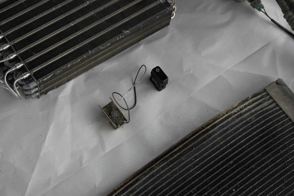 MERCEDES-BENZ ATEGO 815 - Pjesa A/C për Kamioni: foto 4 MERCEDES-BENZ ATEGO 815 - Pjesa A/C për Kamioni: foto 4