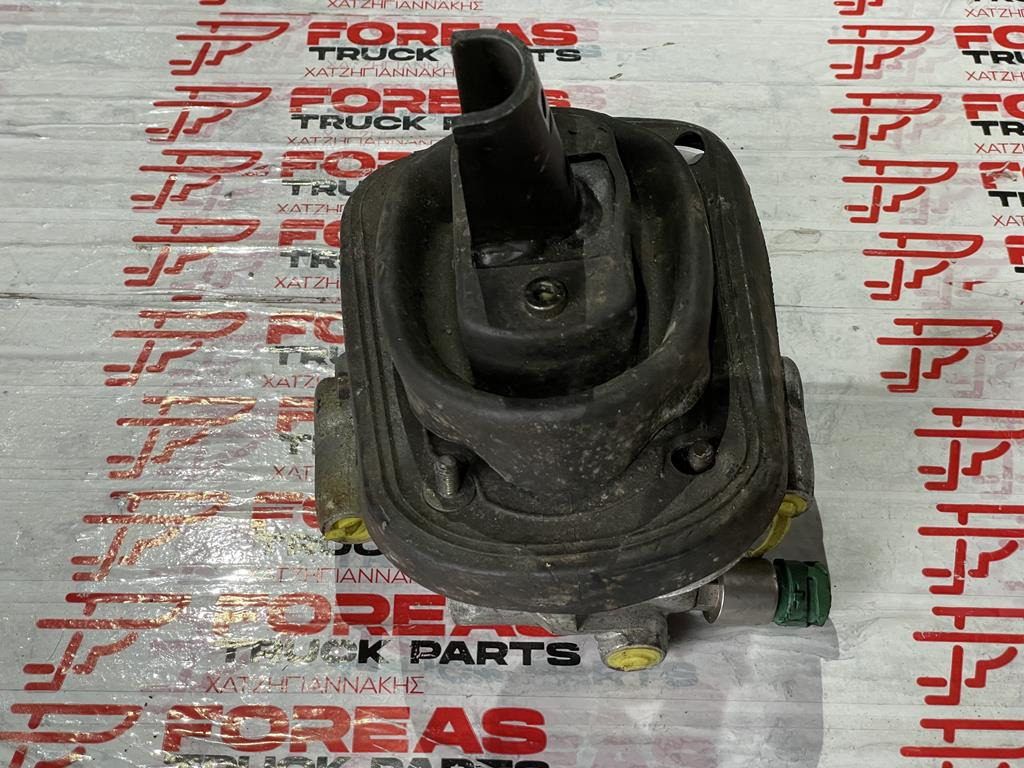 MERCEDES-BENZ HYDRAULIC GEAR STICK - A 000 260 5898 - Leva e marsheve për Kamioni: foto 1 MERCEDES-BENZ HYDRAULIC GEAR STICK - A 000 260 5898 - Leva e marsheve për Kamioni: foto 1