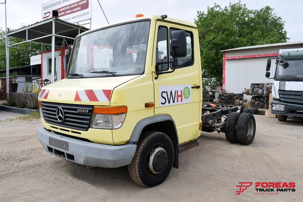 MERCEDES-BENZ VARIO 614 - Kamion kabinë-shasi: foto 1 MERCEDES-BENZ VARIO 614 - Kamion kabinë-shasi: foto 1