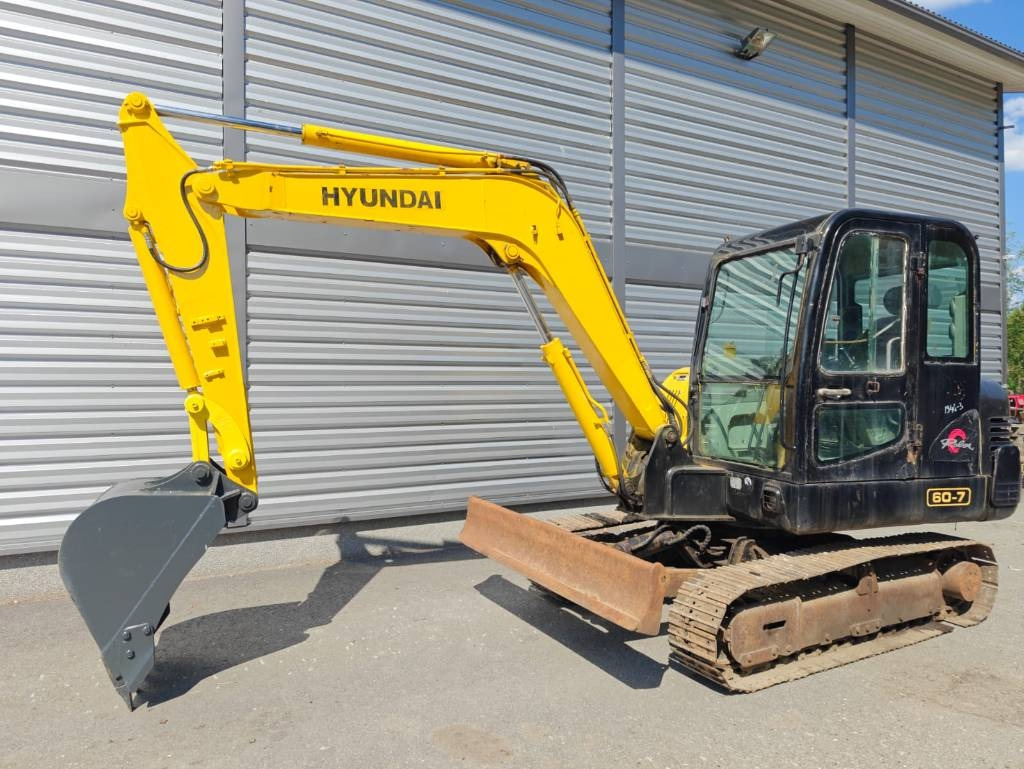 Hyundai R 60-7 - Miniekskavator: foto 1 Hyundai R 60-7 - Miniekskavator: foto 1