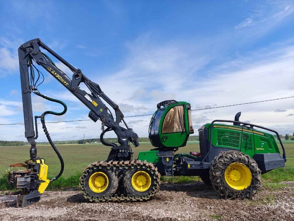 John Deere 1270 G - Korrëse pylltarie: foto 2 John Deere 1270 G - Korrëse pylltarie: foto 2