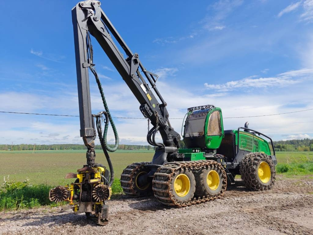John Deere 1270 G - Korrëse pylltarie: foto 1 John Deere 1270 G - Korrëse pylltarie: foto 1