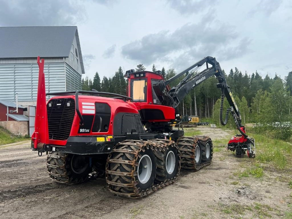 Komatsu 951 XC - Korrëse pylltarie: foto 5 Komatsu 951 XC - Korrëse pylltarie: foto 5