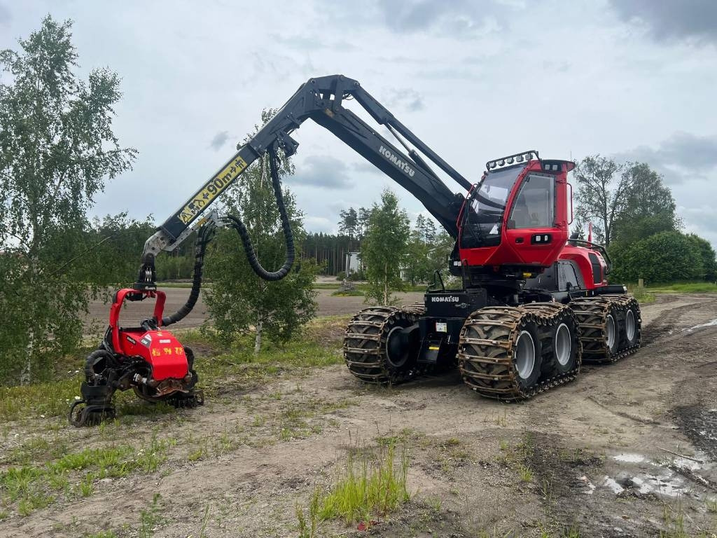 Komatsu 951 XC - Korrëse pylltarie: foto 1 Komatsu 951 XC - Korrëse pylltarie: foto 1