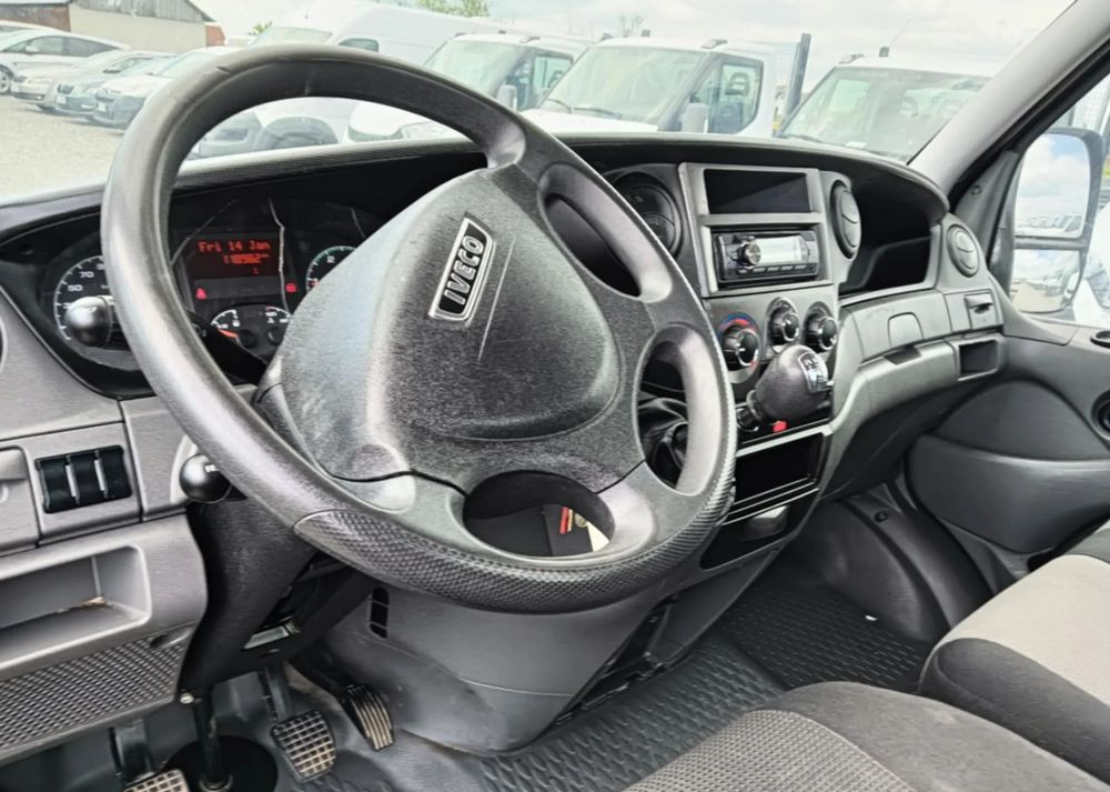 Iveco 35C13, 35C12, 35C14, 35C15 - Kamion kabinë-shasi: foto 3 Iveco 35C13, 35C12, 35C14, 35C15 - Kamion kabinë-shasi: foto 3