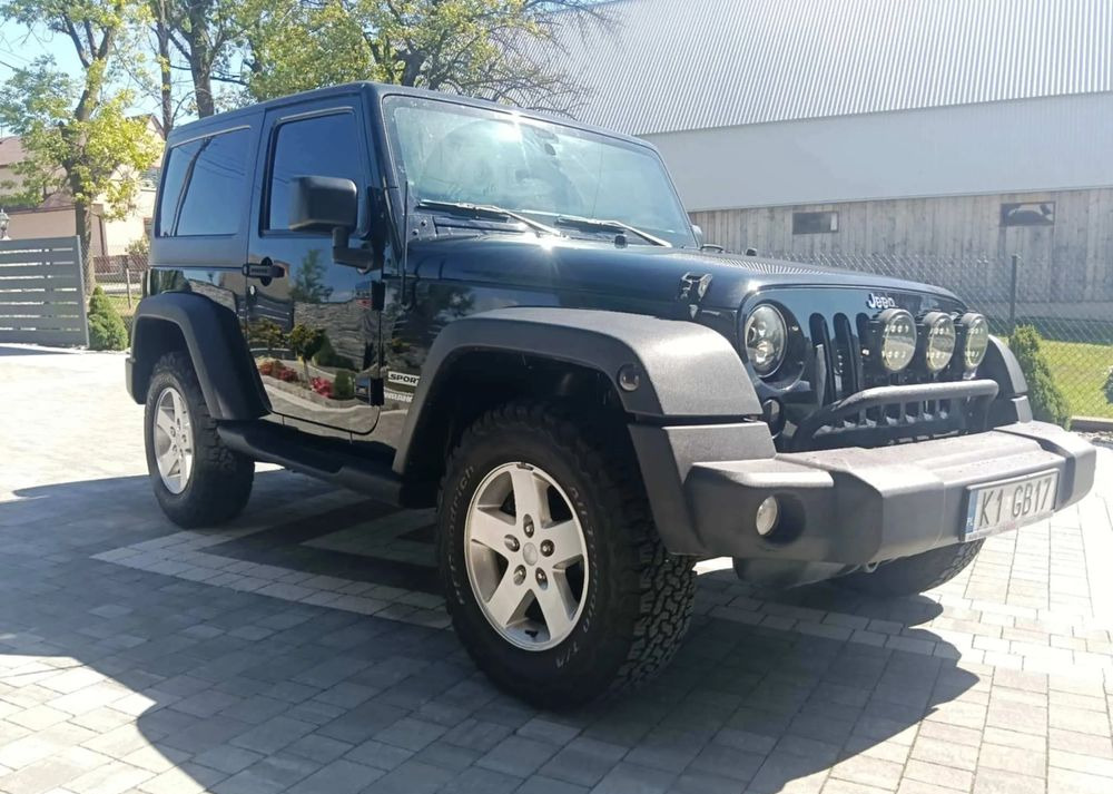 Jeep Wrangler 2.8 CRD Sport - SUV: foto 1 Jeep Wrangler 2.8 CRD Sport - SUV: foto 1