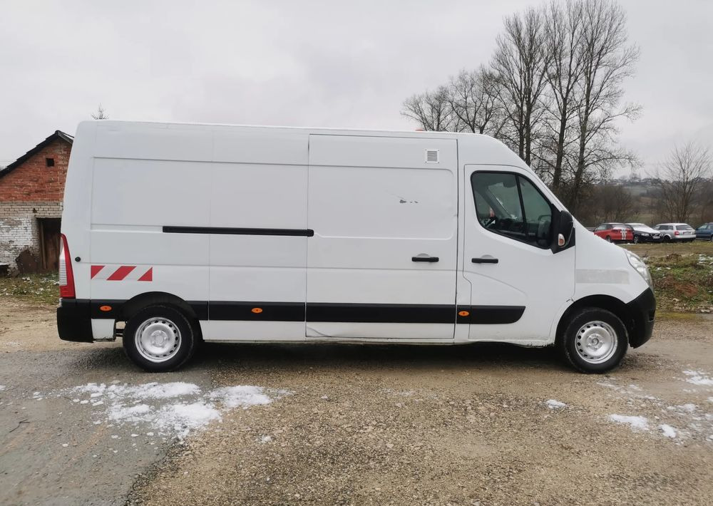 Renault Master 2.3dCi długi L3H2 Klimatyzacja 6-biegów - Furgon: foto 3 Renault Master 2.3dCi długi L3H2 Klimatyzacja 6-biegów - Furgon: foto 3