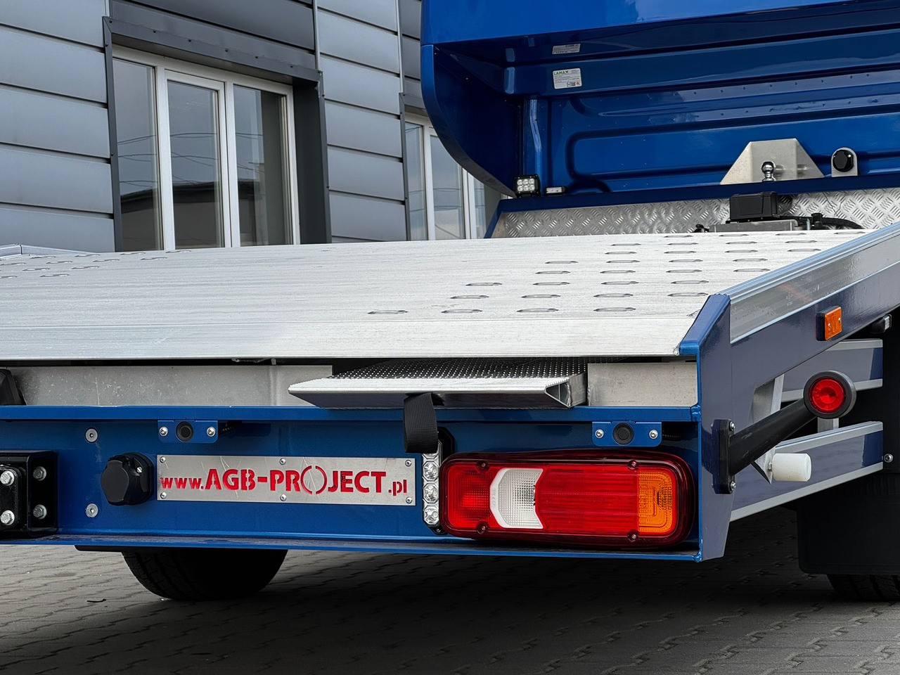 Lizingu i IVECO Daily 35S18HA8/P IVECO Daily 35S18HA8/P: foto 12 Lizingu i IVECO Daily 35S18HA8/P IVECO Daily 35S18HA8/P: foto 12