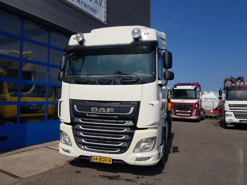 DAF XF 460 FTP 6x2 Hydraulic Night Airco - Gjysmë-kamion: foto 4 DAF XF 460 FTP 6x2 Hydraulic Night Airco - Gjysmë-kamion: foto 4