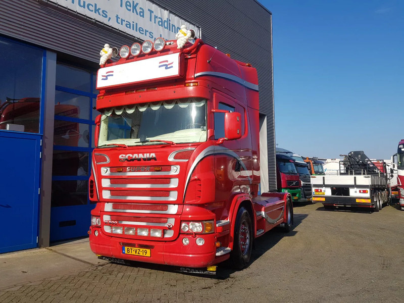 Scania R500 V8 Showtruck Open uitlaat Standairco Retarder - Gjysmë-kamion: foto 1 Scania R500 V8 Showtruck Open uitlaat Standairco Retarder - Gjysmë-kamion: foto 1