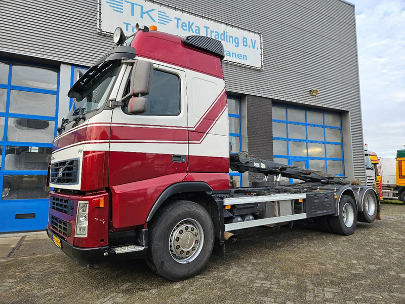 Volvo FH 520 6x2 old Tacho NCH Kabelsysteem Euro 3 - Kamion me sistem kabllor: foto 2 Volvo FH 520 6x2 old Tacho NCH Kabelsysteem Euro 3 - Kamion me sistem kabllor: foto 2