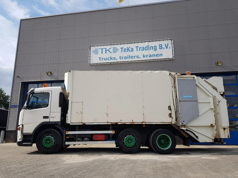Volvo FM 9.260 Geesink GPM II Euro 3 - Kamion mbeturinash: foto 3 Volvo FM 9.260 Geesink GPM II Euro 3 - Kamion mbeturinash: foto 3