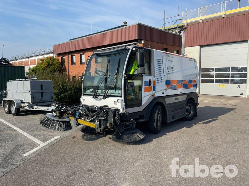 Bucher CityCat 5006 - Makinë fshirëse për rrugët: foto 1 Bucher CityCat 5006 - Makinë fshirëse për rrugët: foto 1