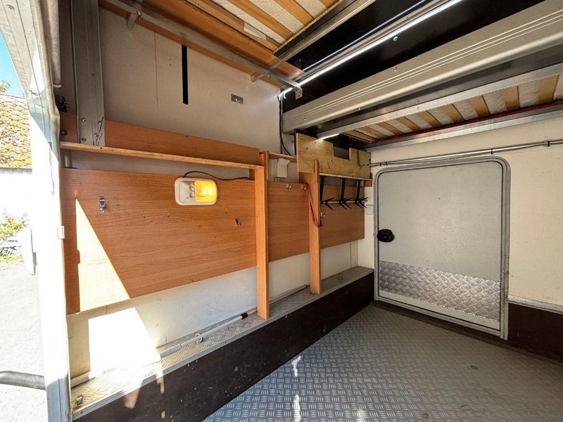 Fiat 244 KNAUS X244 - Kamper i integruar: foto 5 Fiat 244 KNAUS X244 - Kamper i integruar: foto 5