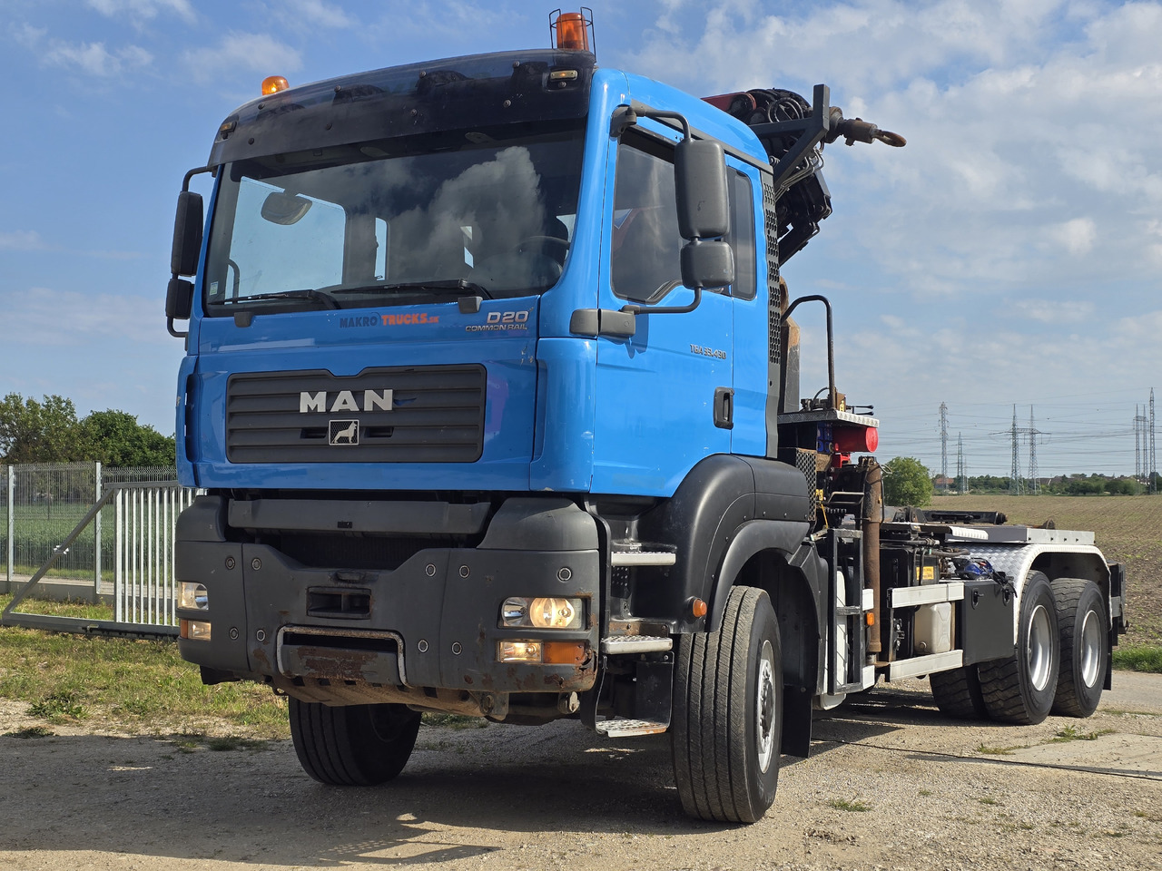 MAN TGA 33.430 6X6 / HMF 1823 K3+REM.CON./ HOOK SYSTEM - Kamion vetëngarkues, Kamion me vinç: foto 2 MAN TGA 33.430 6X6 / HMF 1823 K3+REM.CON./ HOOK SYSTEM - Kamion vetëngarkues, Kamion me vinç: foto 2