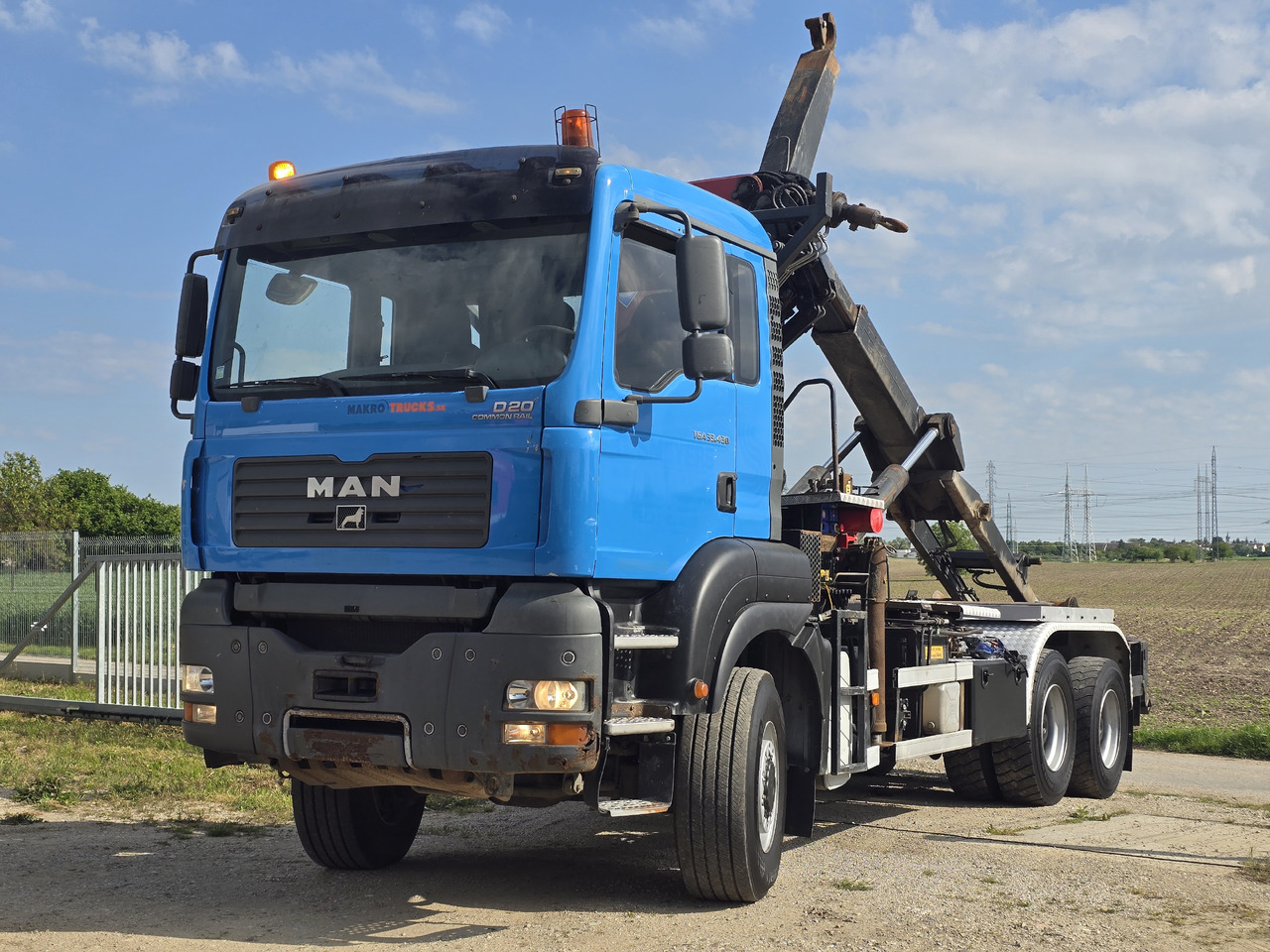 MAN TGA 33.430 6X6 / HMF 1823 K3+REM.CON./ HOOK SYSTEM - Kamion vetëngarkues, Kamion me vinç: foto 5 MAN TGA 33.430 6X6 / HMF 1823 K3+REM.CON./ HOOK SYSTEM - Kamion vetëngarkues, Kamion me vinç: foto 5
