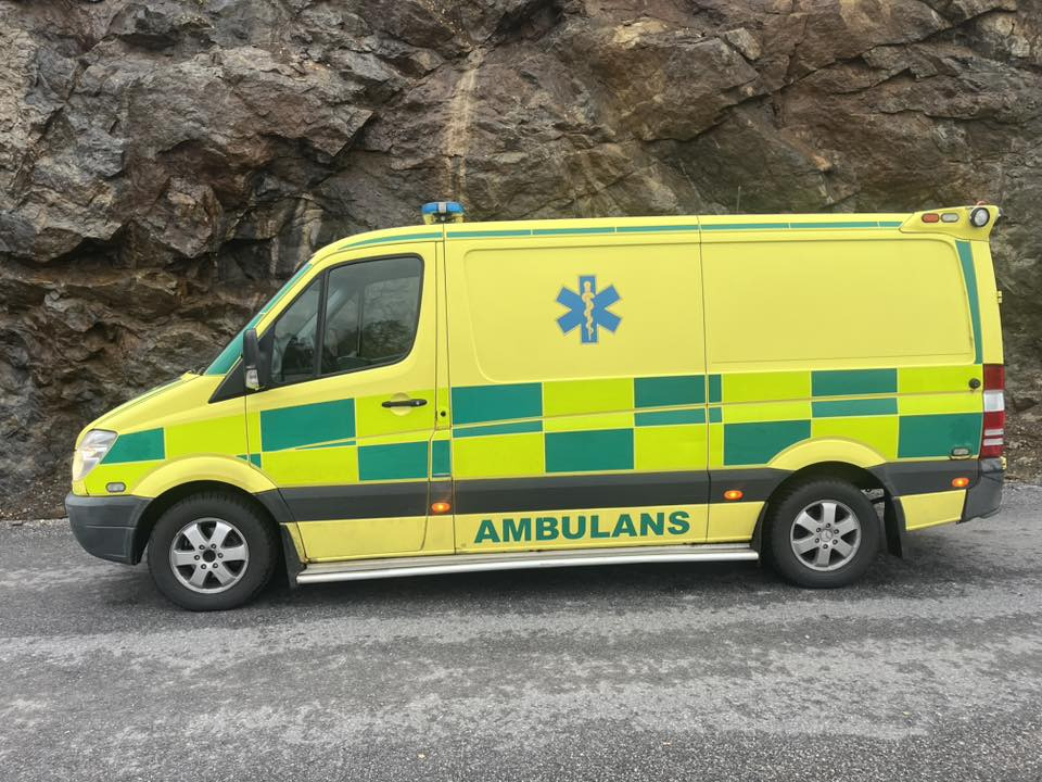 MERCEDES-BENZ Sprinter 316 NGT - AMBULANCE / швидка допомога / shvydka dopomoha - Ambulancë: foto 2 MERCEDES-BENZ Sprinter 316 NGT - AMBULANCE / швидка допомога / shvydka dopomoha - Ambulancë: foto 2