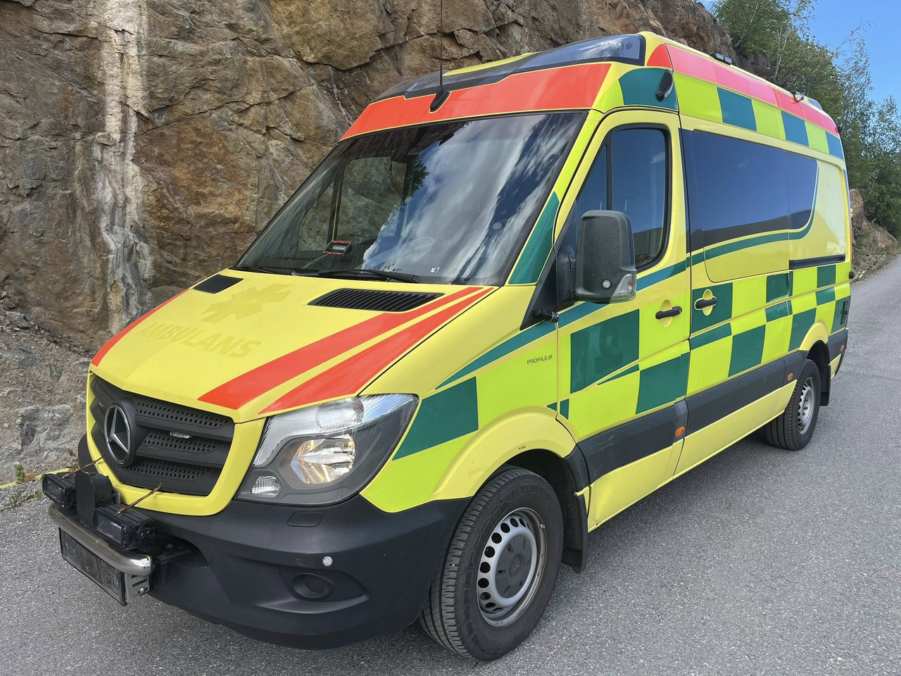 Mercedes-Benz Sprinter 319 - AMBULANCE - RESERVERAD !! - Ambulancë: foto 1 Mercedes-Benz Sprinter 319 - AMBULANCE - RESERVERAD !! - Ambulancë: foto 1