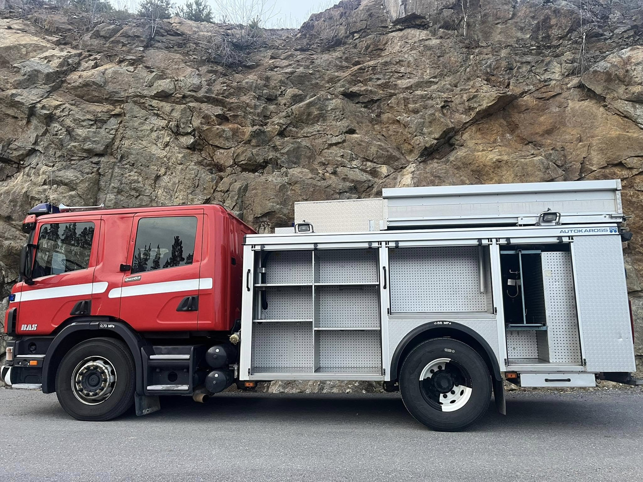 Scania P94GB 4x2 NA 310 - fire engine - RESERVERAD !! - Zjarrfikëse: foto 3 Scania P94GB 4x2 NA 310 - fire engine - RESERVERAD !! - Zjarrfikëse: foto 3