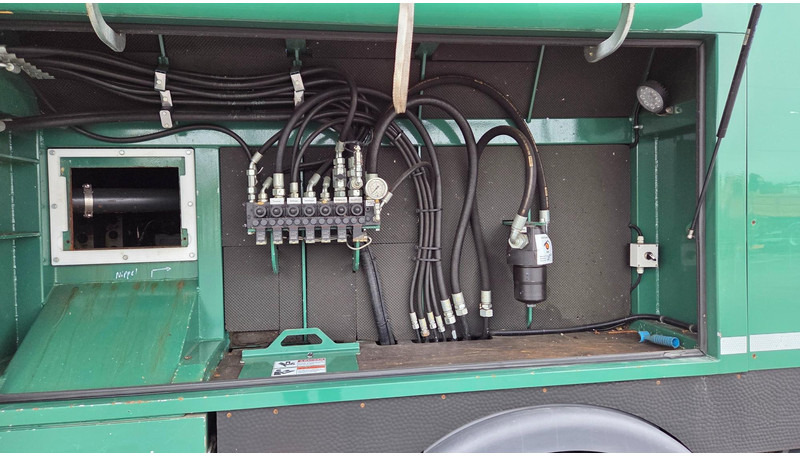 Lizingu i Scania P450 8X4*4 Scania P450 8X4*4: foto 8