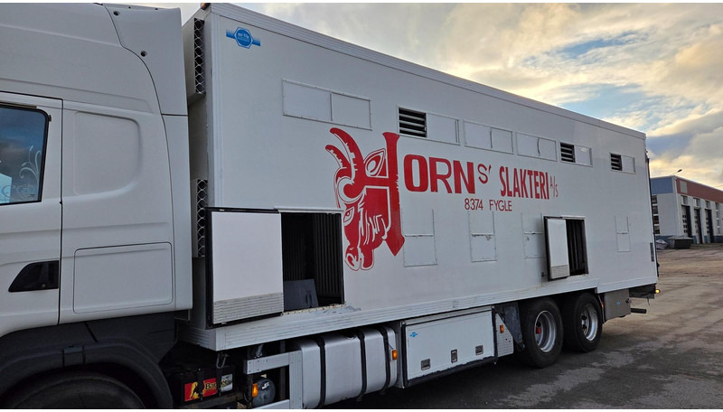 Scania R420 6X2 - Kamion bagëtish: foto 5 Scania R420 6X2 - Kamion bagëtish: foto 5