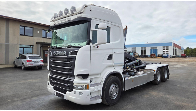 Scania R520 6X4 - Kamion vetëngarkues: foto 1 Scania R520 6X4 - Kamion vetëngarkues: foto 1