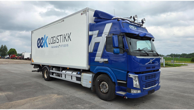 Volvo FM330 4X2 - Kamion vagonetë: foto 2 Volvo FM330 4X2 - Kamion vagonetë: foto 2