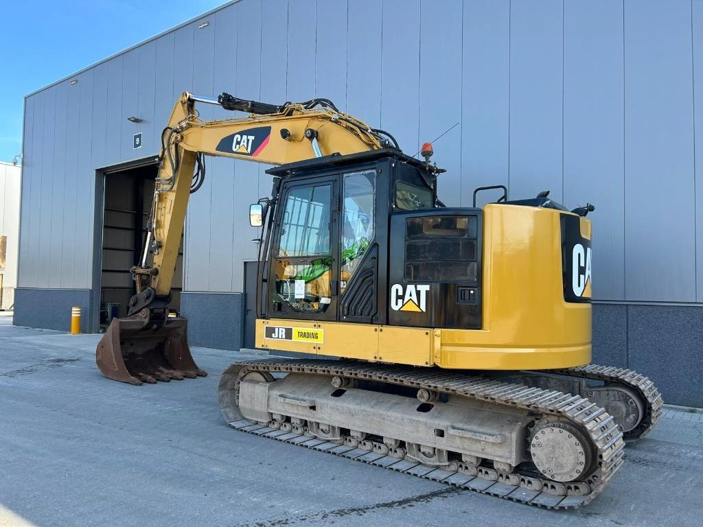 CAT 325 FL CR - Ekskavator me zinxhirë: foto 3 CAT 325 FL CR - Ekskavator me zinxhirë: foto 3