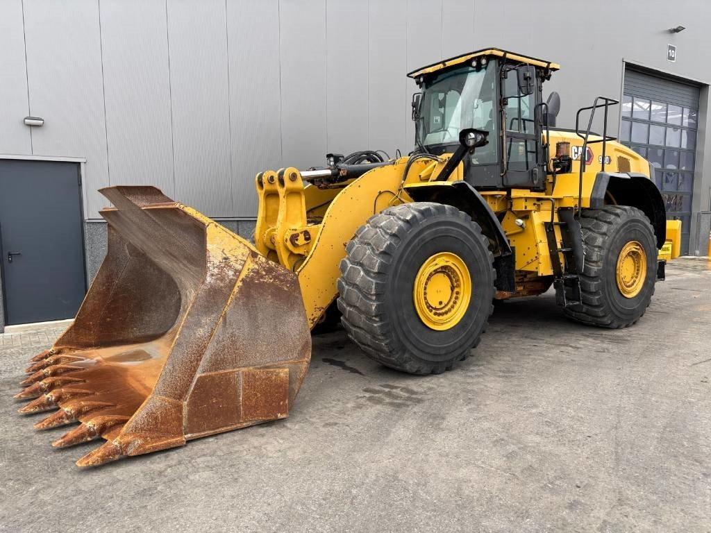 CAT 980  - Fadrom me goma: foto 2 CAT 980  - Fadrom me goma: foto 2
