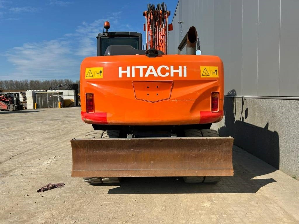 Hitachi ZX 140 W-5B - Ekskavator me goma: foto 4 Hitachi ZX 140 W-5B - Ekskavator me goma: foto 4