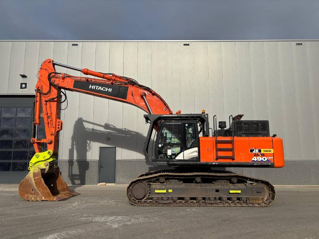 Hitachi ZX 490 LC H-6 - Ekskavator me zinxhirë: foto 1 Hitachi ZX 490 LC H-6 - Ekskavator me zinxhirë: foto 1