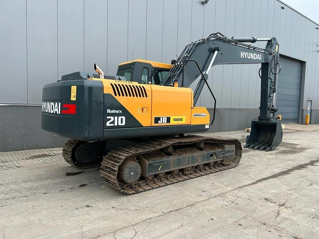 Hyundai R 210 - Ekskavator me zinxhirë: foto 5 Hyundai R 210 - Ekskavator me zinxhirë: foto 5