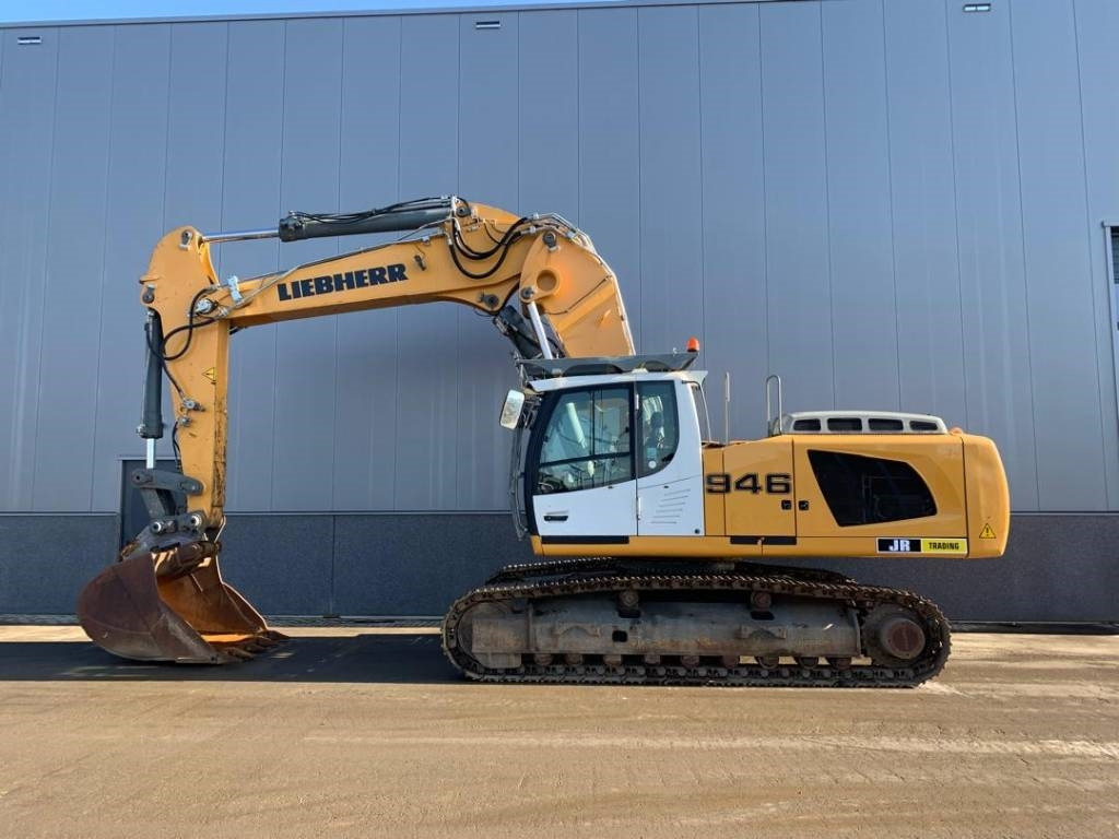 Liebherr R 946 LC - Ekskavator me zinxhirë: foto 1 Liebherr R 946 LC - Ekskavator me zinxhirë: foto 1