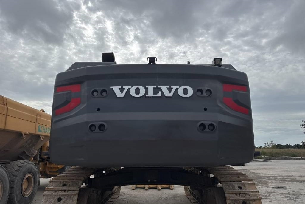 Volvo EC 750 EL - Ekskavator me zinxhirë: foto 3 Volvo EC 750 EL - Ekskavator me zinxhirë: foto 3