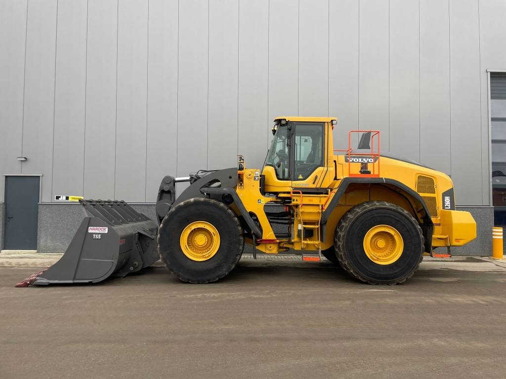Volvo L 260 H - Fadrom me goma: foto 1 Volvo L 260 H - Fadrom me goma: foto 1