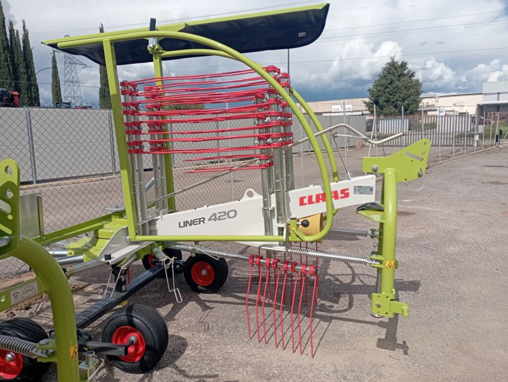 Claas Liner 420 - Barkthyese/ Shkundës bari: foto 1 Claas Liner 420 - Barkthyese/ Shkundës bari: foto 1