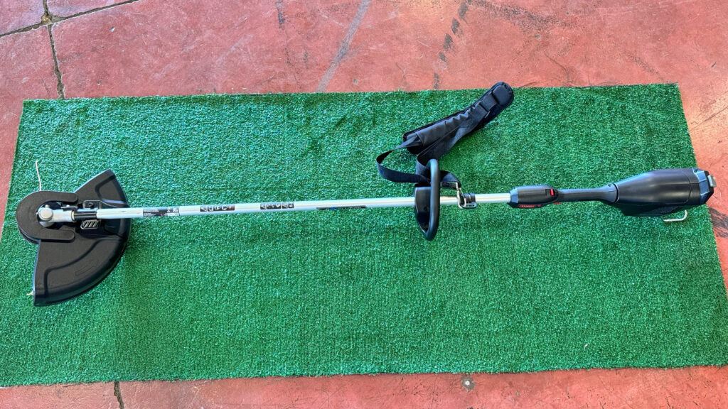 Toro – Decespugliatore a batteria serie REVOLUTION 66210T - Korrëse bari i kopshtit: foto 2 Toro – Decespugliatore a batteria serie REVOLUTION 66210T - Korrëse bari i kopshtit: foto 2