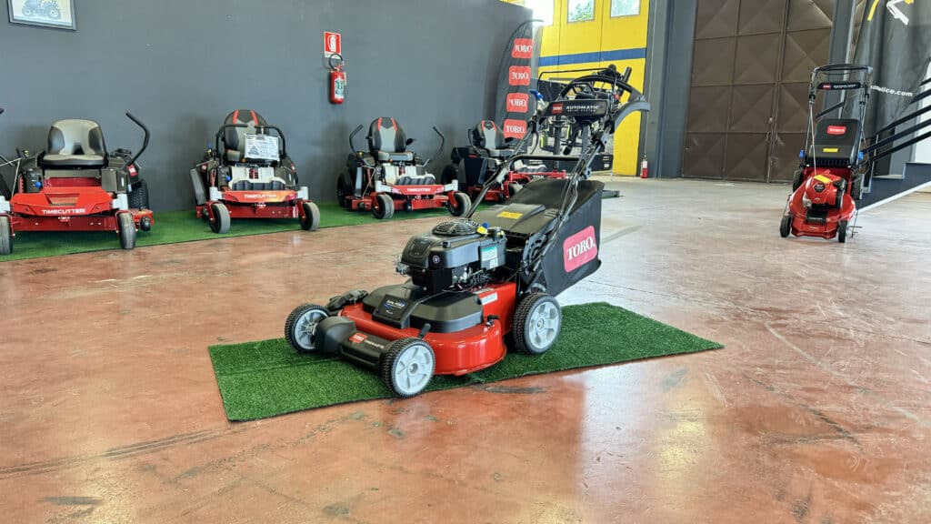 Toro – TimeMaster® TM76 76cm Lawn Mower 21815 - Korrëse bari i kopshtit: foto 3 Toro – TimeMaster® TM76 76cm Lawn Mower 21815 - Korrëse bari i kopshtit: foto 3