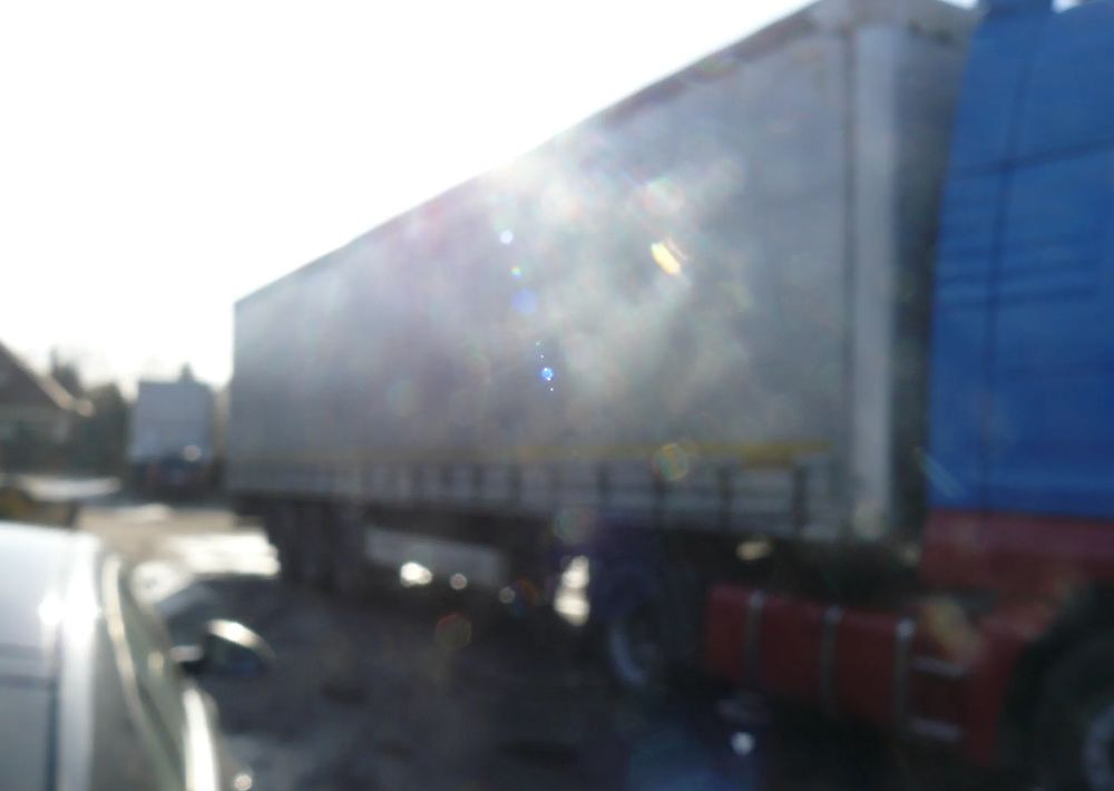 Wielton ns3k - Kamion me tendë: foto 4 Wielton ns3k - Kamion me tendë: foto 4