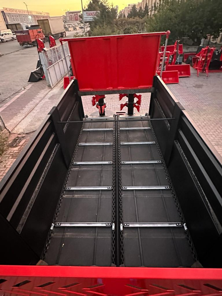 Novatar Manure Spreader 6 m3 - Shpërndarës plehu: foto 5 Novatar Manure Spreader 6 m3 - Shpërndarës plehu: foto 5