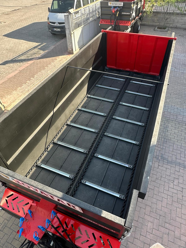 Novatar Manure Spreader Trailer 10 M3 - Shpërndarës plehu: foto 3 Novatar Manure Spreader Trailer 10 M3 - Shpërndarës plehu: foto 3