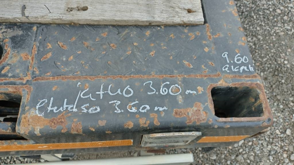 Kell-berg Jatko pokka, pitkillä rampeilla, pyöräkotelot - Gjysmë rimorkio me plan ngarkimi të ulët: foto 4 Kell-berg Jatko pokka, pitkillä rampeilla, pyöräkotelot - Gjysmë rimorkio me plan ngarkimi të ulët: foto 4