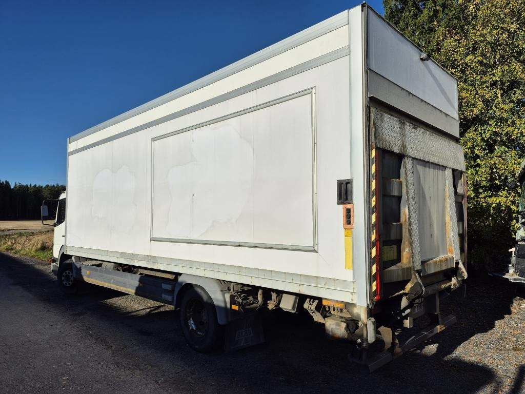 Mercedes-Benz Atego 1223 umpikori+pl nostin  - Kamion vagonetë: foto 4 Mercedes-Benz Atego 1223 umpikori+pl nostin  - Kamion vagonetë: foto 4