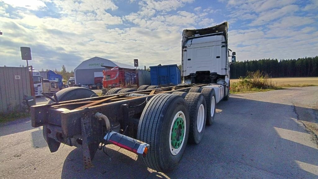 Scania R500 8x4 ilmajousi alusta  - Kamion kabinë-shasi: foto 3 Scania R500 8x4 ilmajousi alusta  - Kamion kabinë-shasi: foto 3